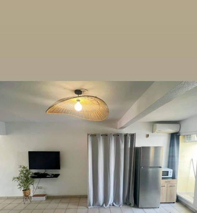 Appartement Les Pieds Dans L'Eau Sainte-Anne  Extérieur photo